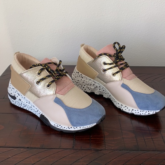 NEW Forever 21 Colorful Platform Sneakers Size 11 - Picture 2 of 4